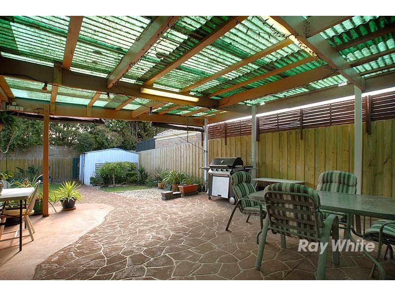 13 Jacinta Drive, Cranbourne VIC 3977