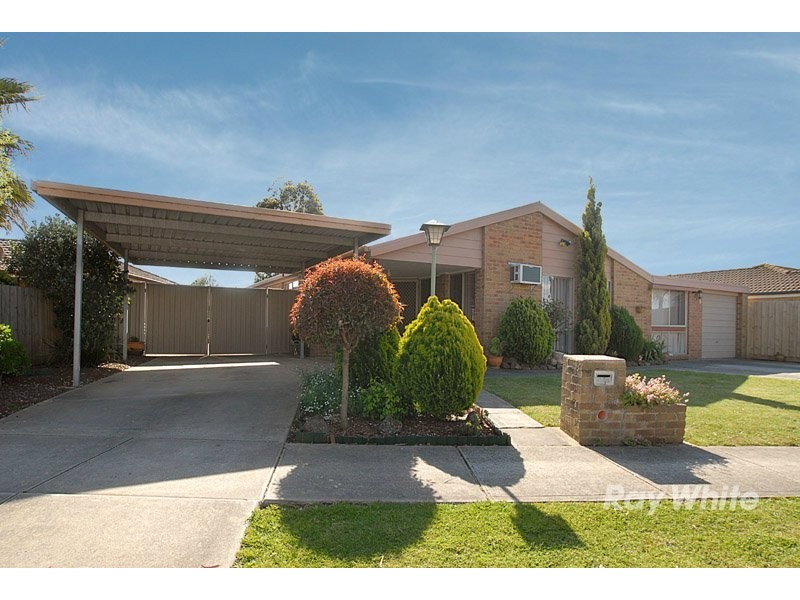 13 Jacinta Drive, Cranbourne VIC 3977