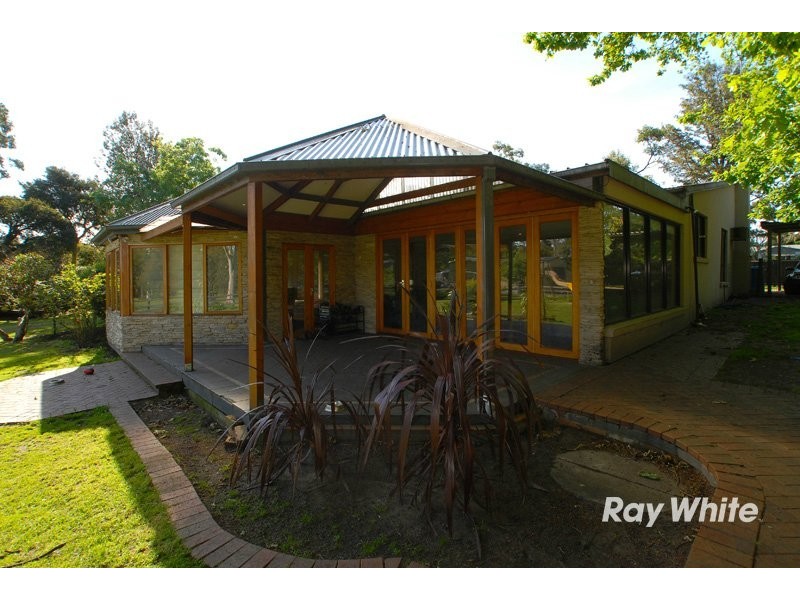 30 Finsbury Road, Devon Meadows VIC 3977