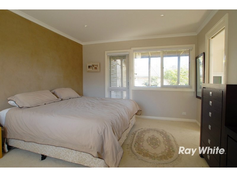 30 Finsbury Road, Devon Meadows VIC 3977