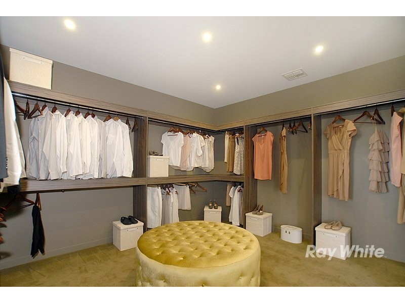 14 Worthington Blvd, Pakenham VIC 3810