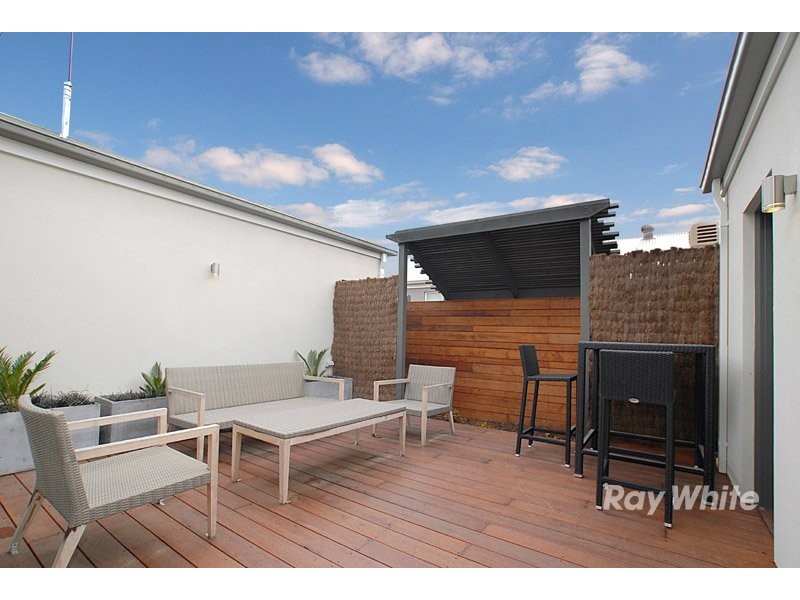 14 Worthington Blvd, Pakenham VIC 3810