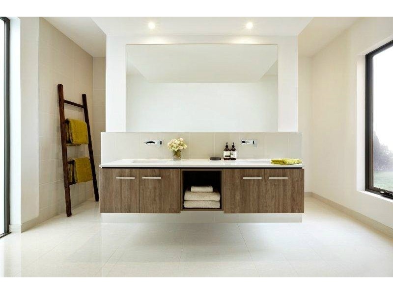 14 Worthington Blvd, Pakenham VIC 3810