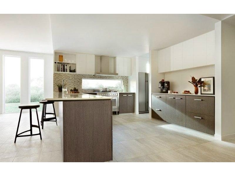 16 Worthington Blvd, Pakenham VIC 3810