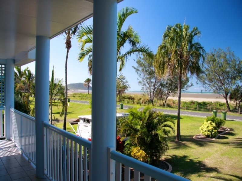 928 Scenic Highway, Kinka Beach QLD 4703