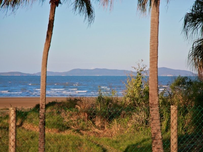 928 Scenic Highway, Kinka Beach QLD 4703