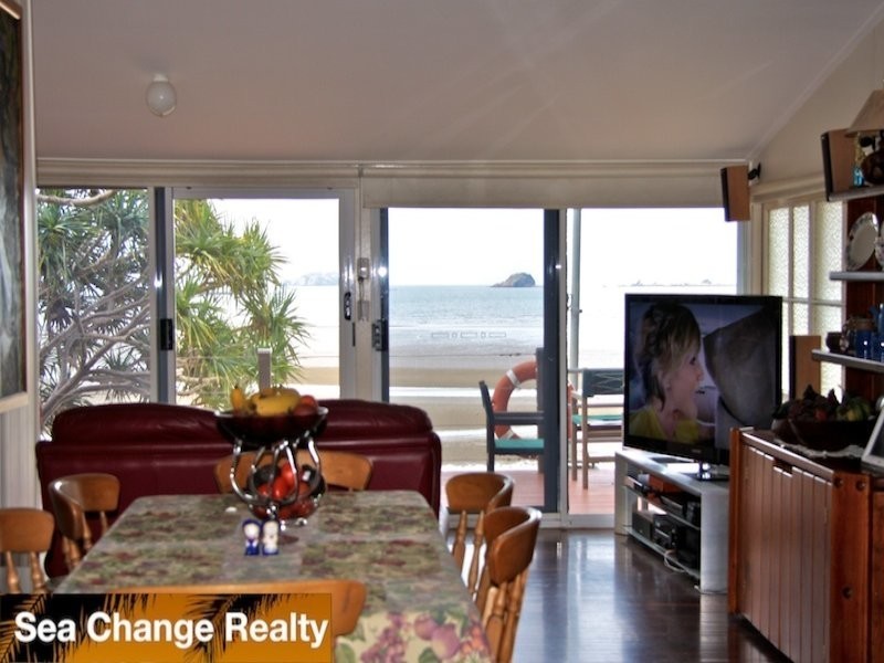 1 Sandy Lane, Emu Park QLD 4710