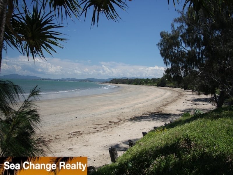1 Sandy Lane, Emu Park QLD 4710