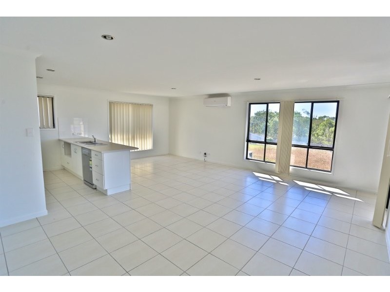 8 The Ridge Way, Zilzie QLD 4710