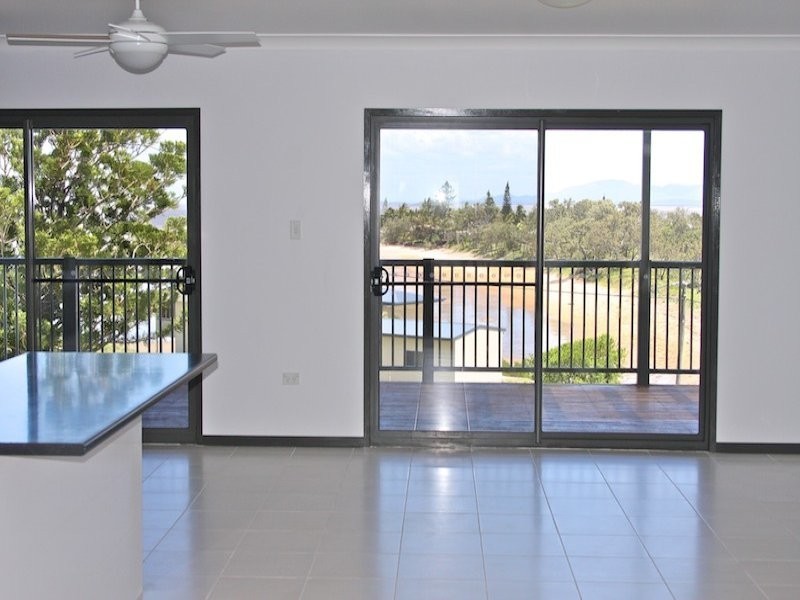 92 Larnach Street, Emu Park QLD 4710