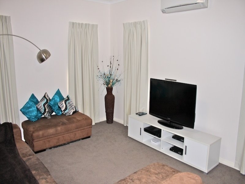 21 Amalfi Drive, Zilzie QLD 4710