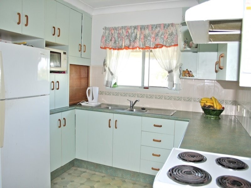 29 William Street, Emu Park QLD 4710