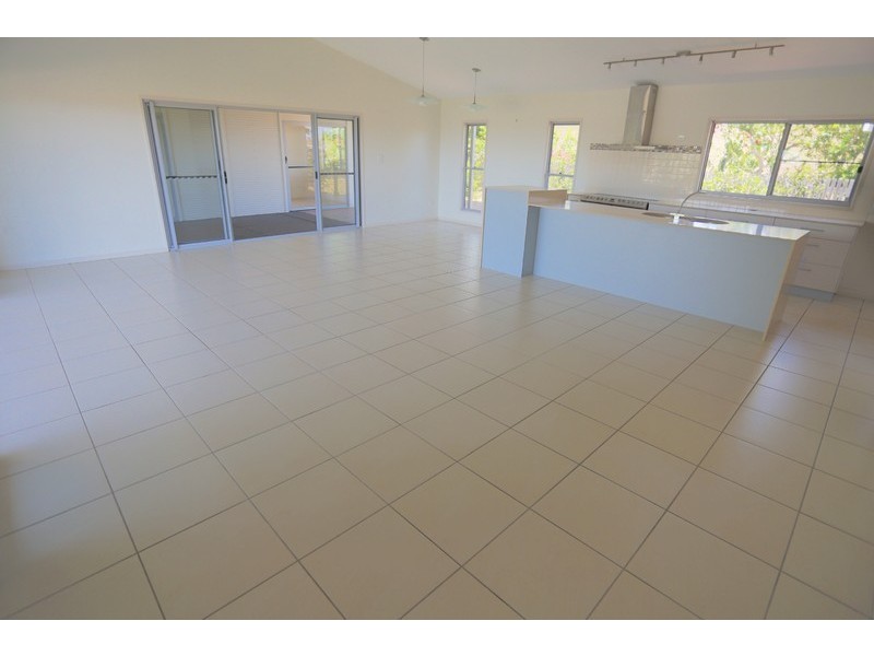 11 Gap Street, Emu Park QLD 4710