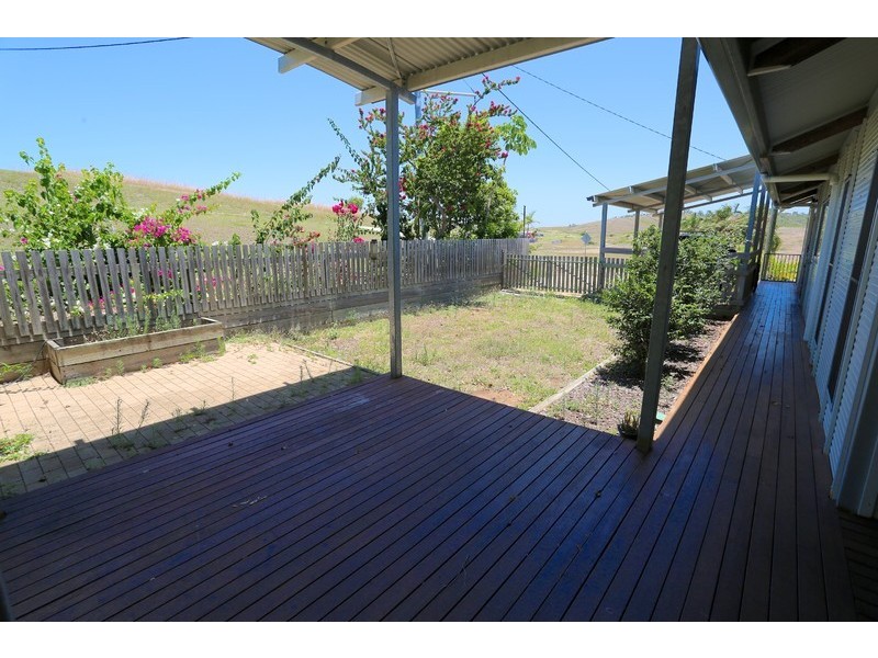 11 Gap Street, Emu Park QLD 4710
