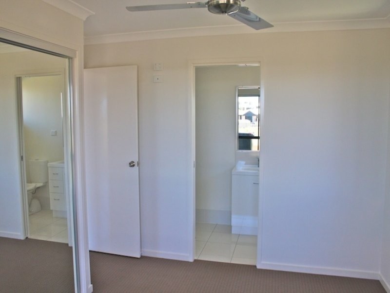 28 Falcon Crest, Zilzie QLD 4710