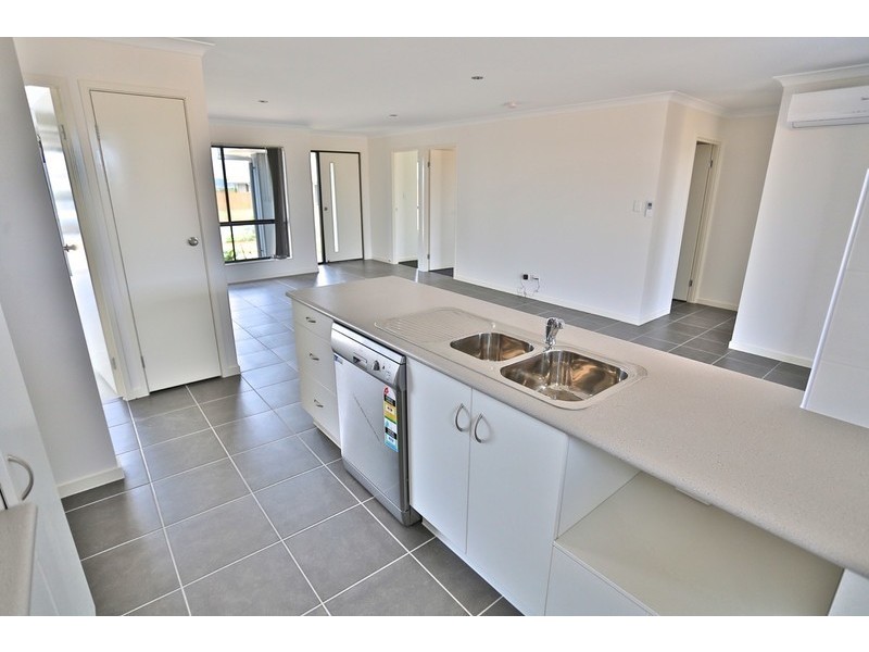 20 New Forest Road, Zilzie QLD 4710