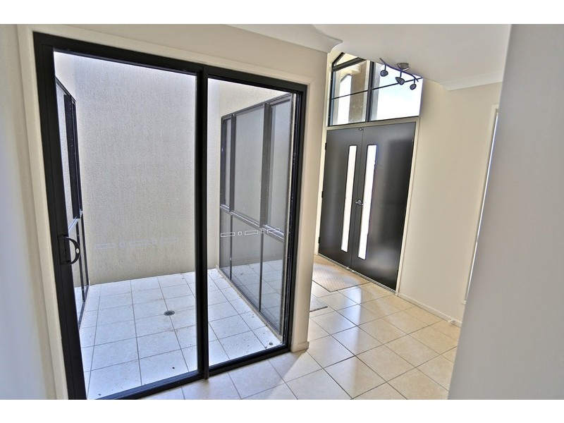 75 Amalfi Drive, Zilzie QLD 4710