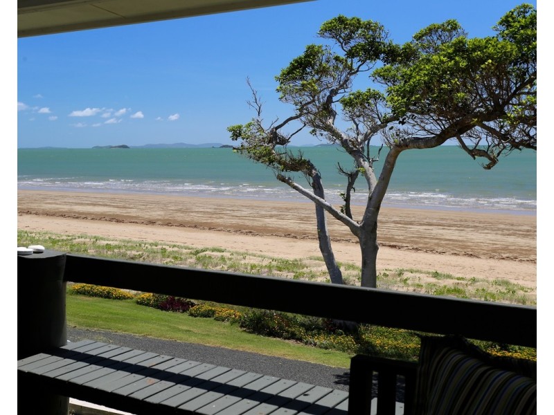 60 Schofield Parade, Keppel Sands QLD 4702