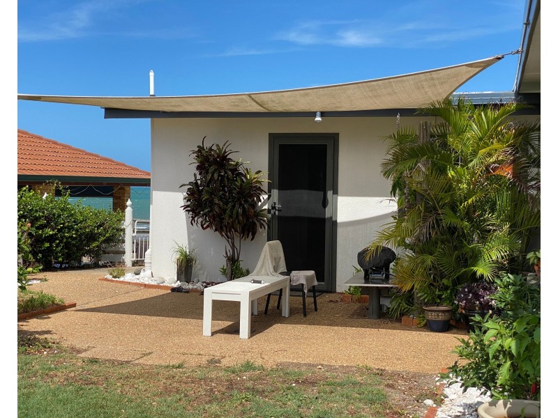 60 Schofield Parade, Keppel Sands QLD 4702