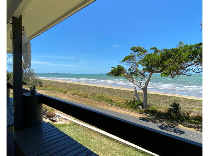 60 Schofield Parade, Keppel Sands QLD 4702