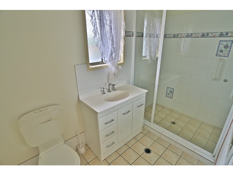 B/76 Hill Street, Emu Park QLD 4710