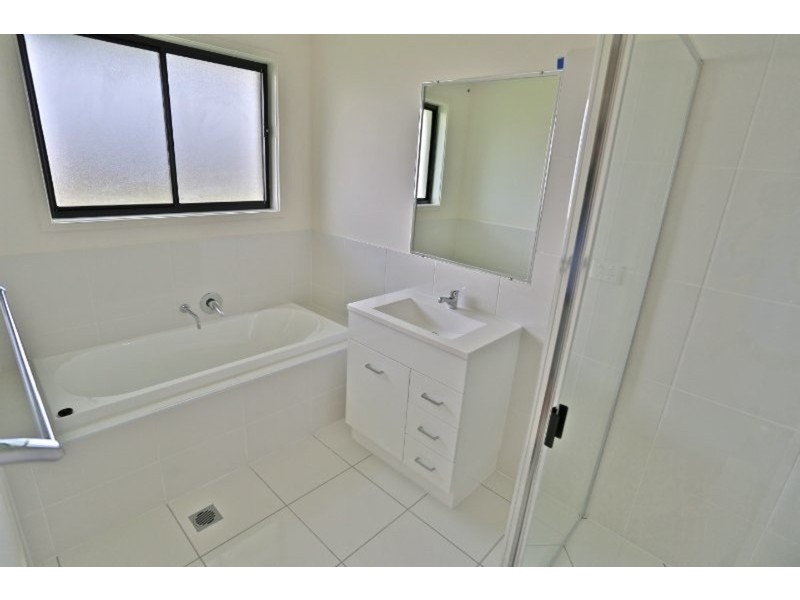 16 Waterpark Drive, Mulambin QLD 4703