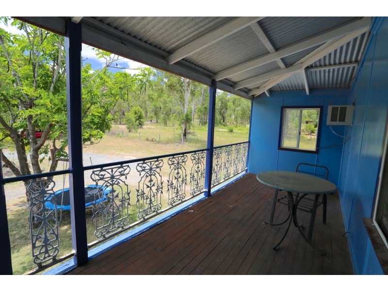 43 Cemetery Road, Cawarral QLD 4702