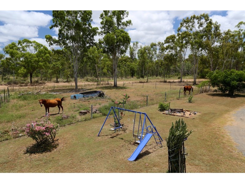 43 Cemetery Road, Cawarral QLD 4702