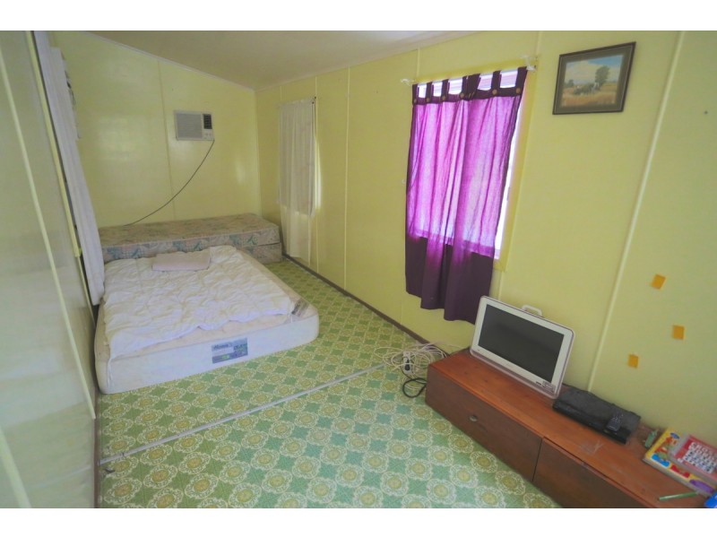 43 Cemetery Road, Cawarral QLD 4702