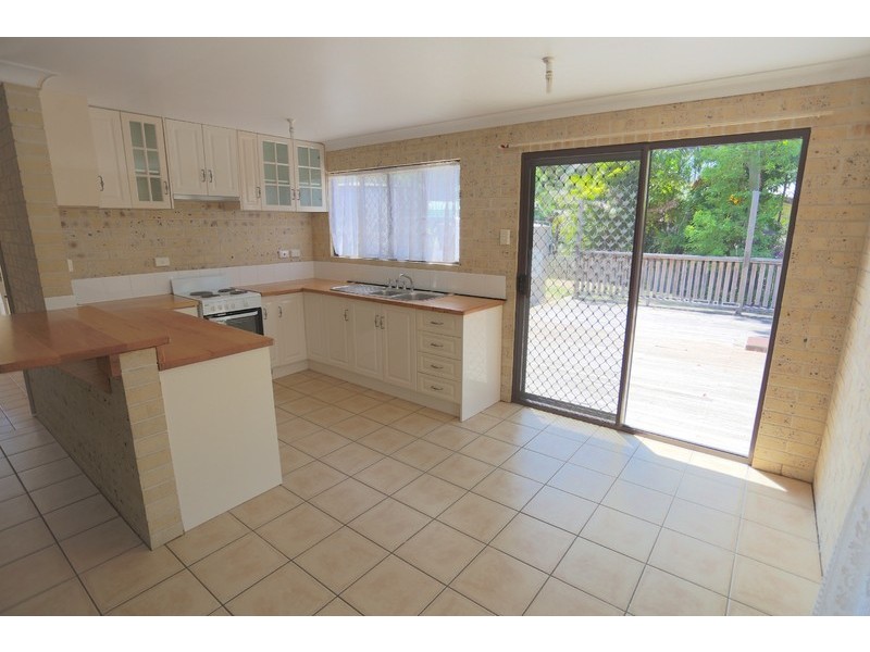 16 Felix Street, Cawarral QLD 4702