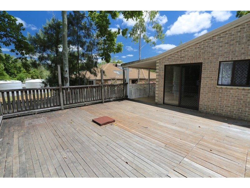 16 Felix Street, Cawarral QLD 4702
