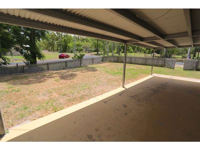 16 Felix Street, Cawarral QLD 4702