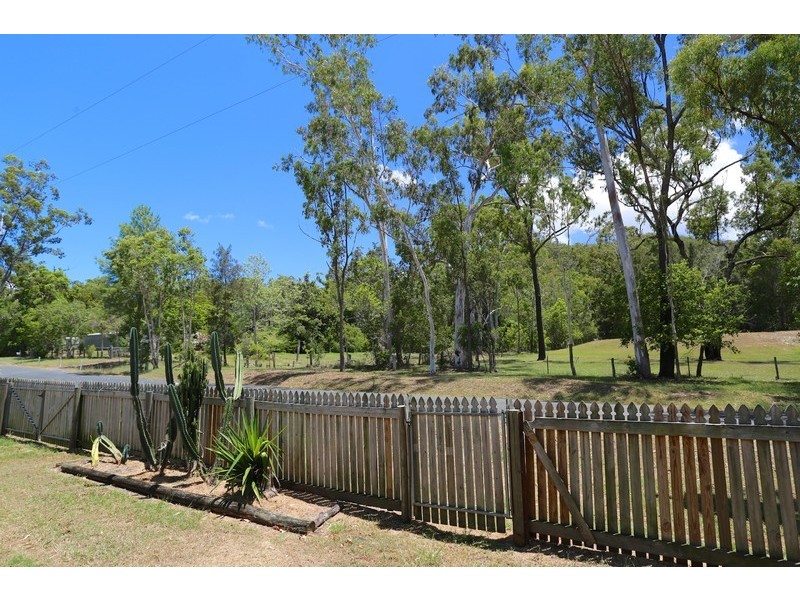 16 Felix Street, Cawarral QLD 4702