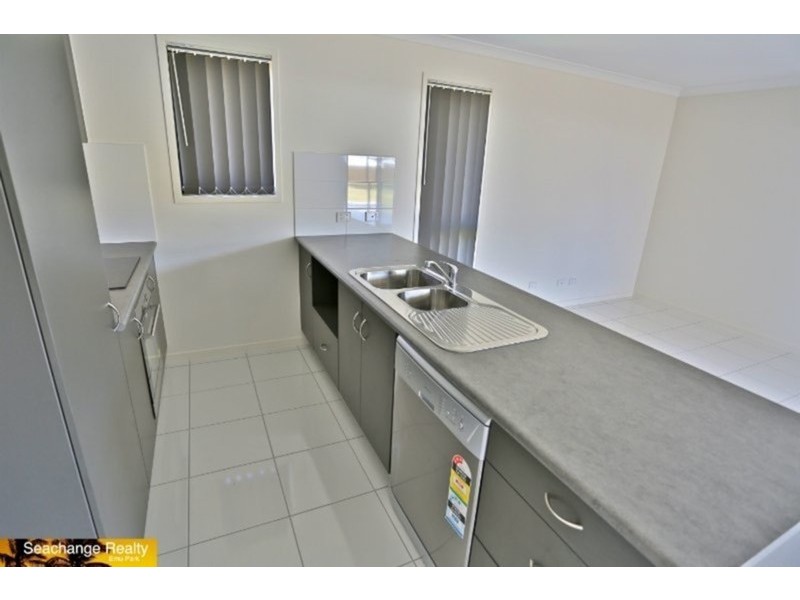 12 Beachside Circuit, Mulambin QLD 4703