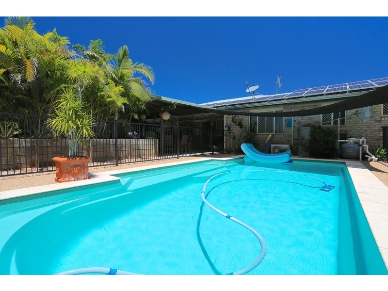 24 Lyndhurst Avenue, Emu Park QLD 4710