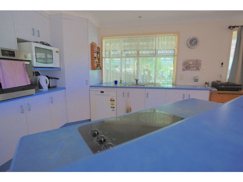 24 Lyndhurst Avenue, Emu Park QLD 4710