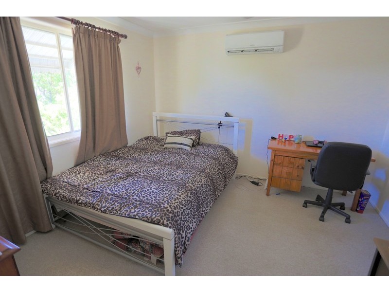 24 Lyndhurst Avenue, Emu Park QLD 4710