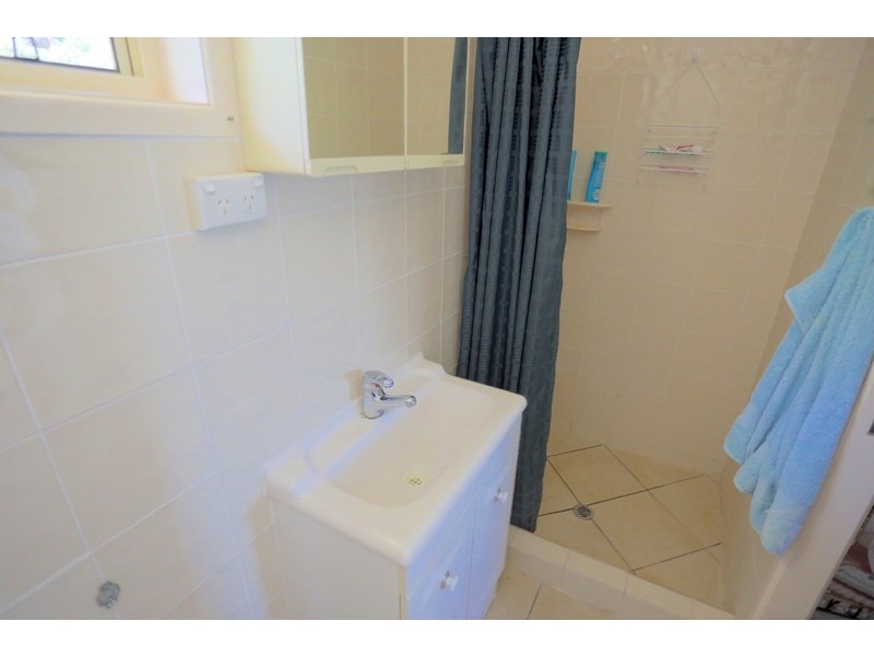 24 Lyndhurst Avenue, Emu Park QLD 4710