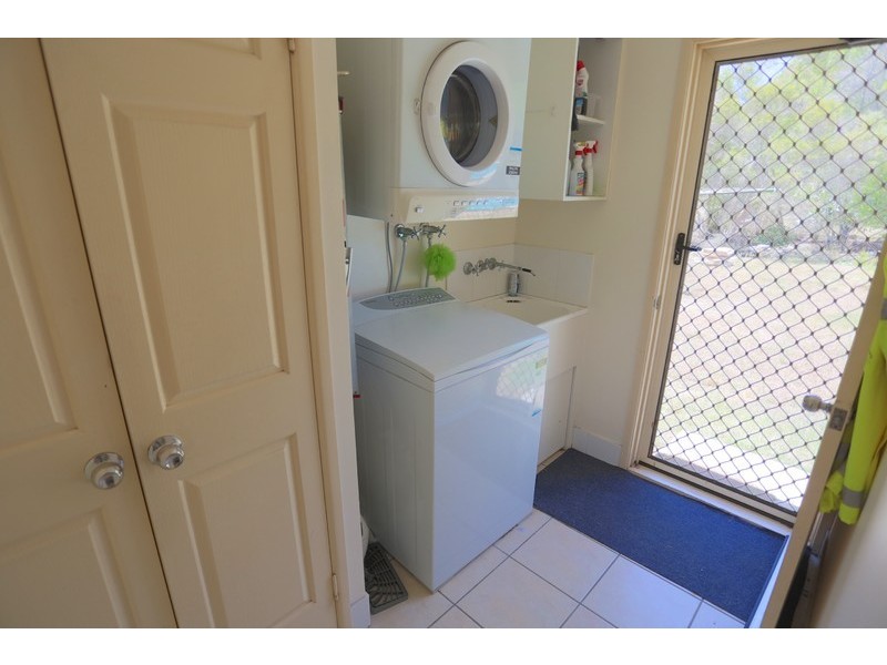 24 Lyndhurst Avenue, Emu Park QLD 4710