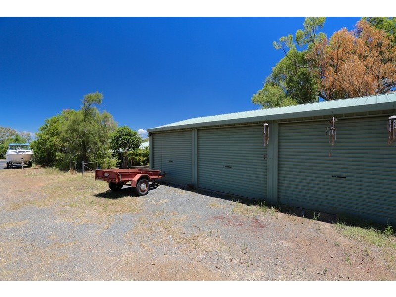 24 Lyndhurst Avenue, Emu Park QLD 4710