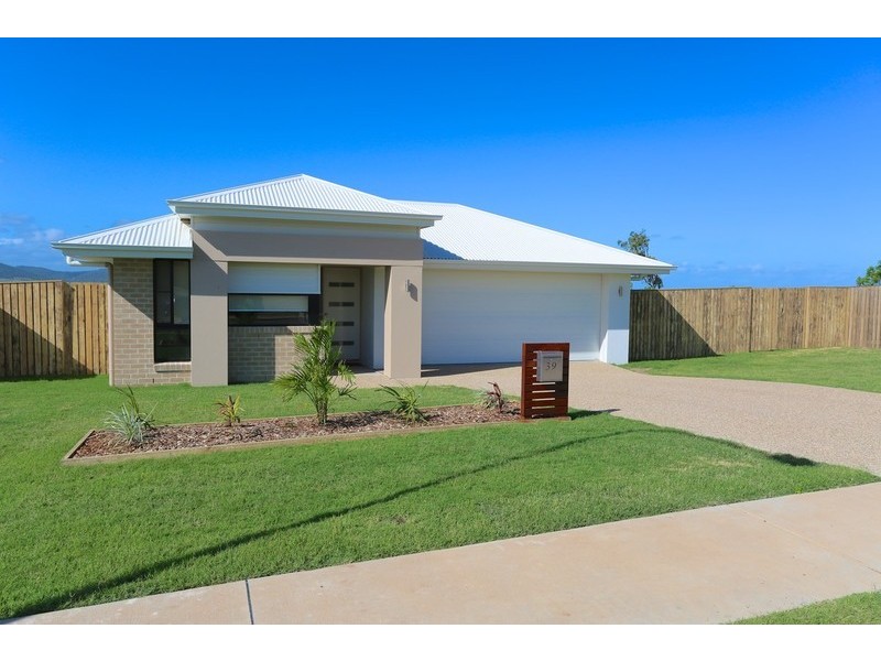 39 Norfolk Drive, Yeppoon QLD 4703
