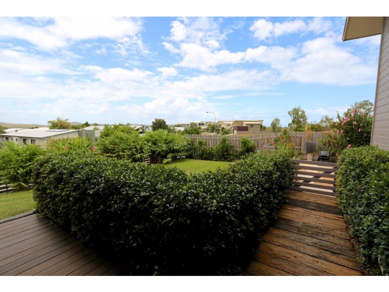 47 Cocoanut Point Drive, Zilzie QLD 4710