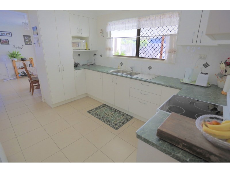 20 Arthur Street, Emu Park QLD 4710