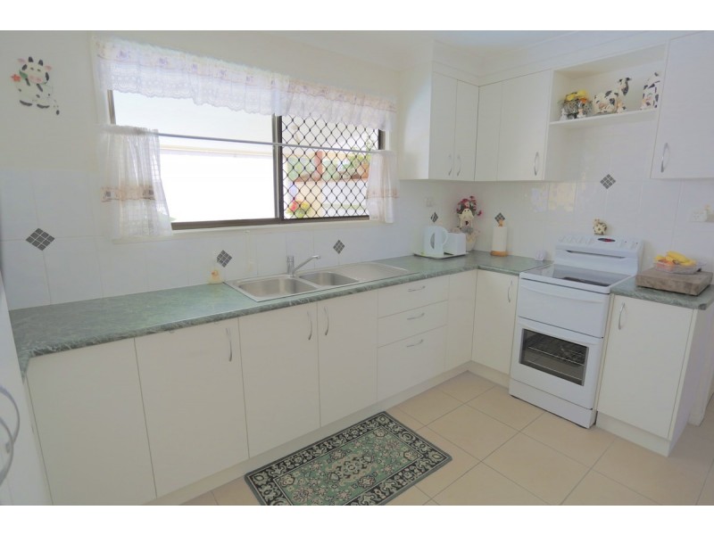 20 Arthur Street, Emu Park QLD 4710