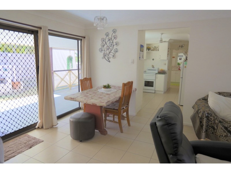 20 Arthur Street, Emu Park QLD 4710