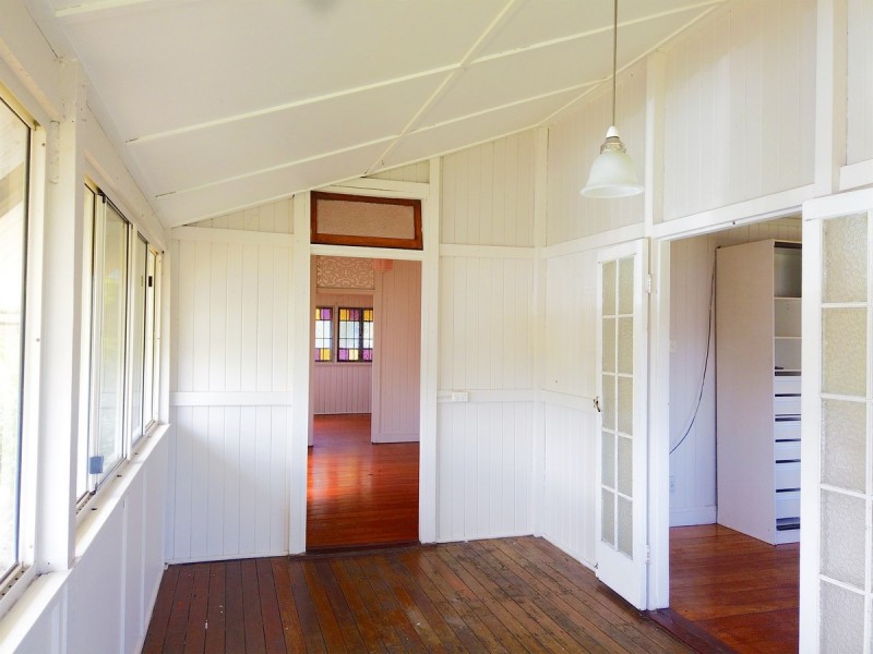 39 Bernard Street, Berserker QLD 4701