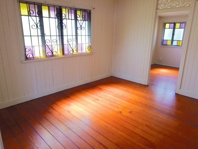 39 Bernard Street, Berserker QLD 4701