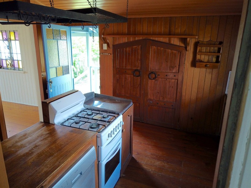 39 Bernard Street, Berserker QLD 4701