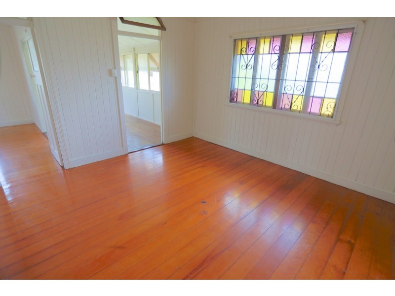 39 Bernard Street, Berserker QLD 4701