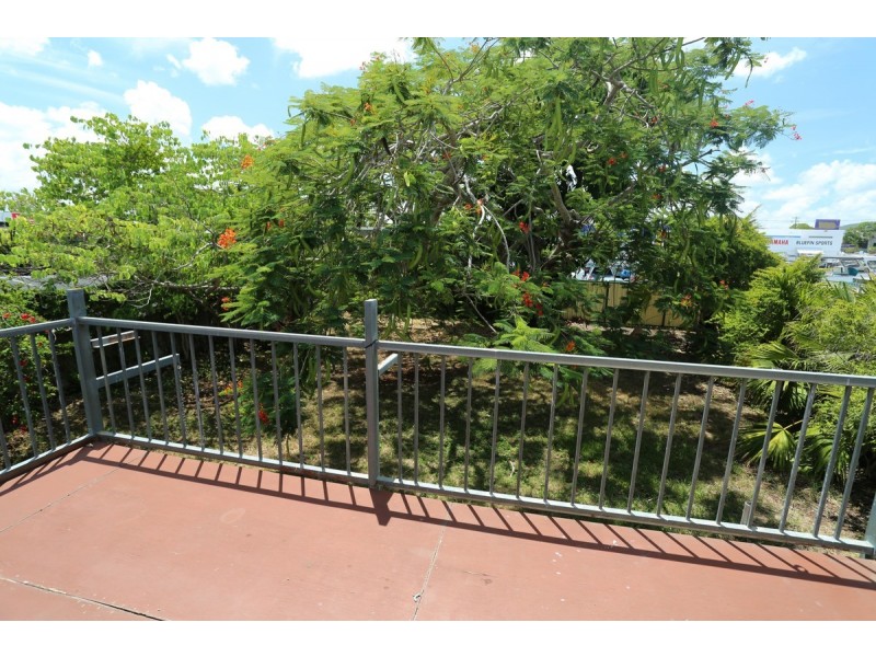 39 Bernard Street, Berserker QLD 4701